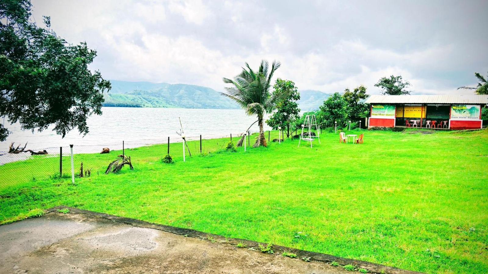 Hotel Mauli Agro Farm Dam View Resort Satara Bagian luar foto
