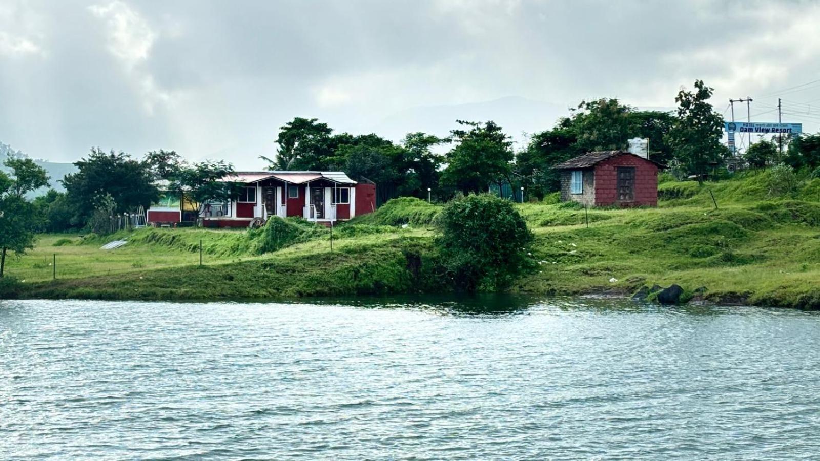 Hotel Mauli Agro Farm Dam View Resort Satara Bagian luar foto